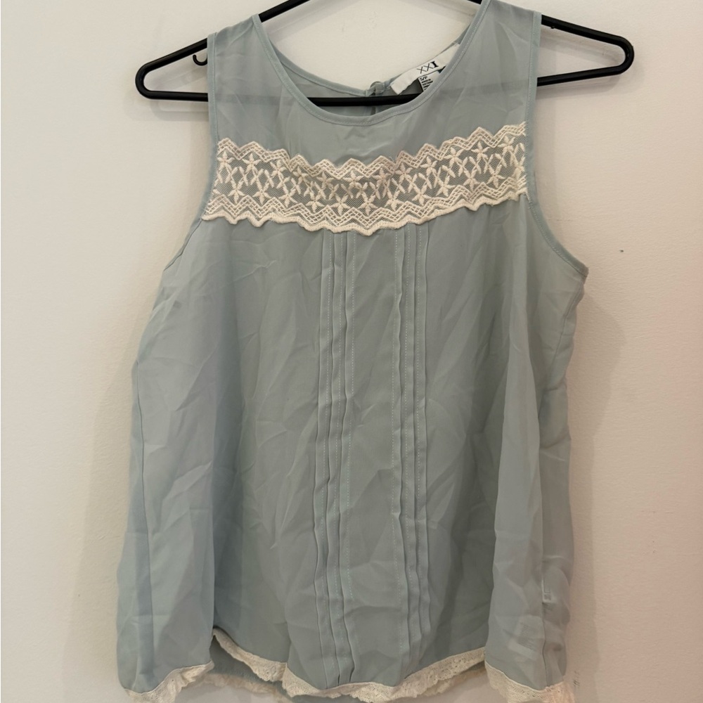 Forever 21 Lace Trim Sleeveless Blouse - Light Blue